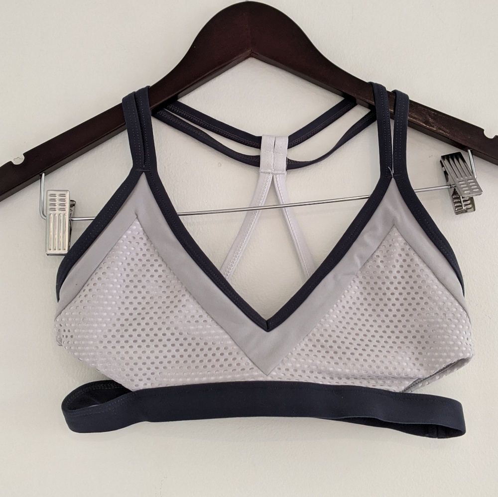 Lorna Jane Crossback Sports Bra